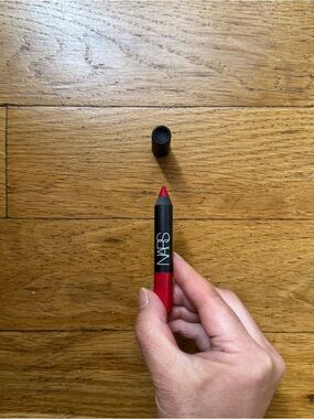 NARS Cosmetics velvet matte lip pencil, Dragon Girl